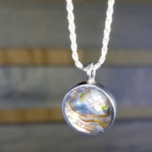Silver abalone pendant only.Necklace not included